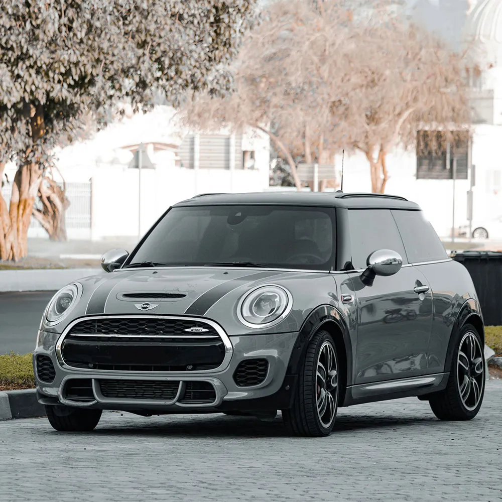 photo 1635261231256 91fa48bd877d zwbi2q 1000x1000